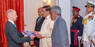 Five new envoys present credentials to President