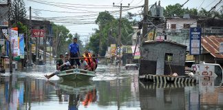 Sri Lanka navy rescues 172 marooned flood victims
