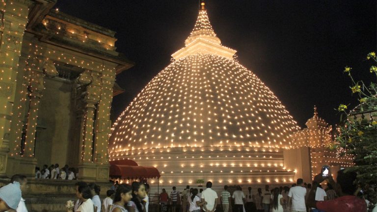 Aloka Pooja at Kelaniya Temple by Sri Lanka Army tomorrow