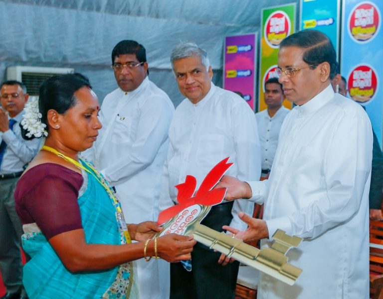 Over 720 new houses in Madampitiya vested with low income families