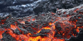 Hundreds of homes in Hawaii destroyed by volcano lava