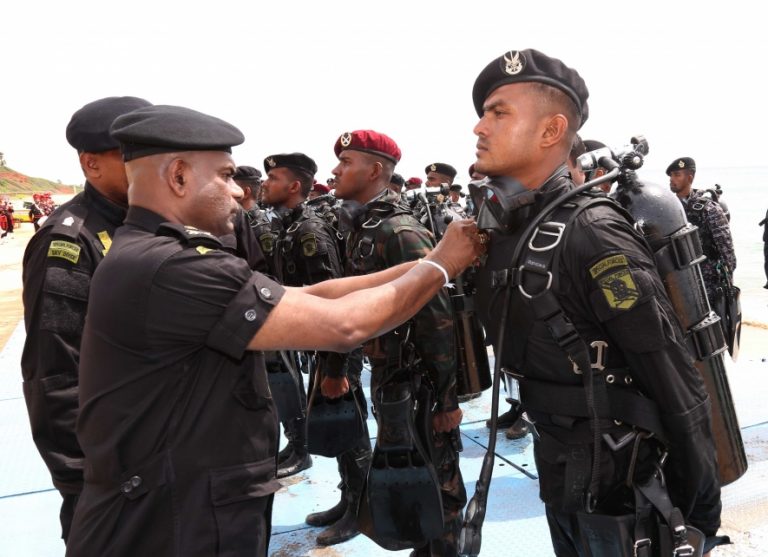Forty Combat Divers pass out at Combat divers training school