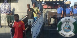 Stranded Somali fishermen rescued by Sri Lanka Navy