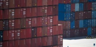 China welcomes US trade talks offer as new tariffs loom