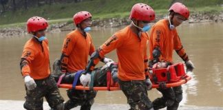 Typhoon Mangkhut: Millions in Philippines braced for storm