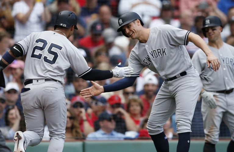 Yankees power past Red Sox and into record books