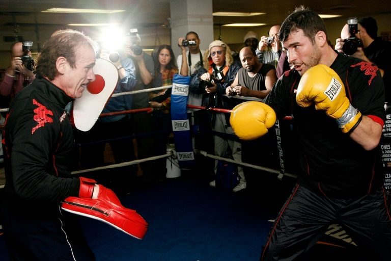 Calzaghe’s coach and father Enzo dies