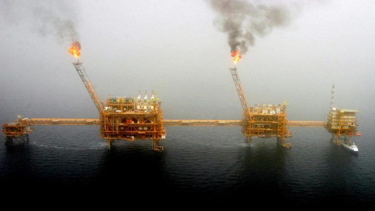 Sri Lanka stops import of Iranian oil ahead of sanctions