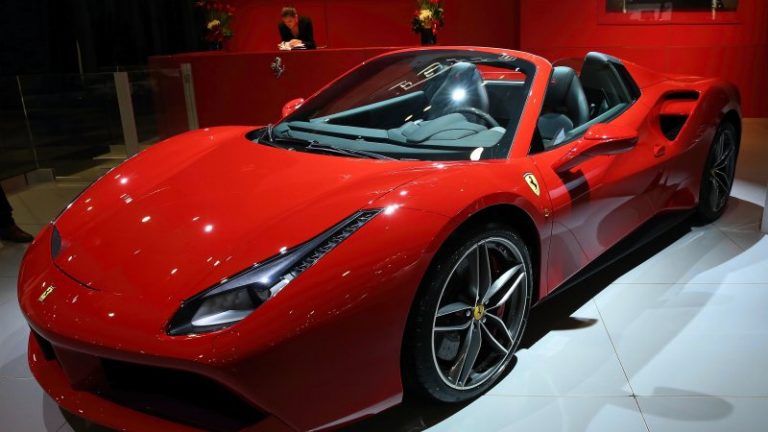 Ferrari says most of its cars will be hybrid by 2022