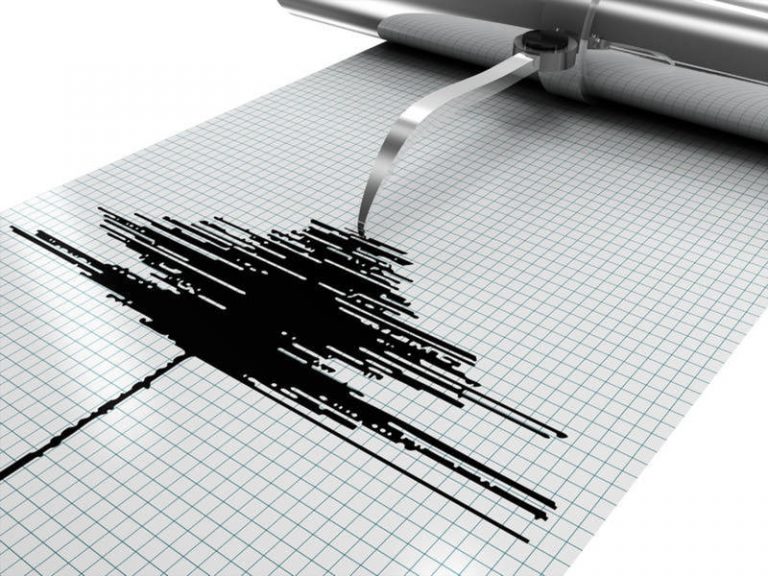 Earth tremor of magnitude 3.5 felt in Trincomalee Bay
