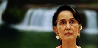 Aung San Suu Kyi defends verdict against Reuters journalists