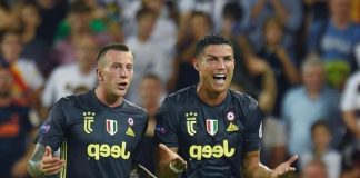 Ronaldo sent off but 10-man Juventus ease past Valencia