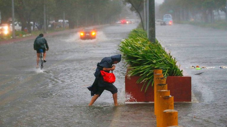 Super Typhoon Mangkhut smashes into Philippines
