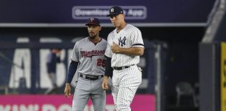 Yankees clinch second straight AL wild card berth