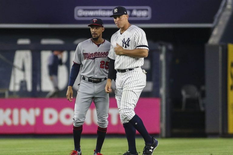 Yankees clinch second straight AL wild card berth
