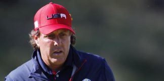 Mickelson back in action as US PGA Tour begins