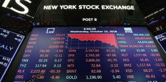 Global stocks tumble after Trump ‘crazy’ Fed comment