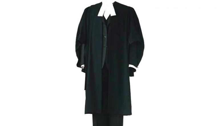 Amended dress code for lady judges and attorneys-at-law