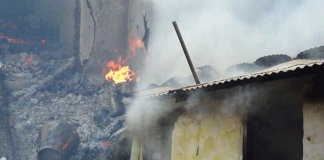 12 line houses gutted in fire at Bogawantalawa