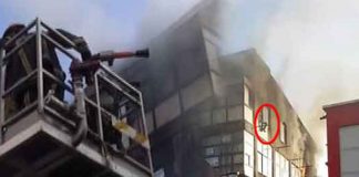 Fire breaks out at shopping complex in Yatinuwara Veediya