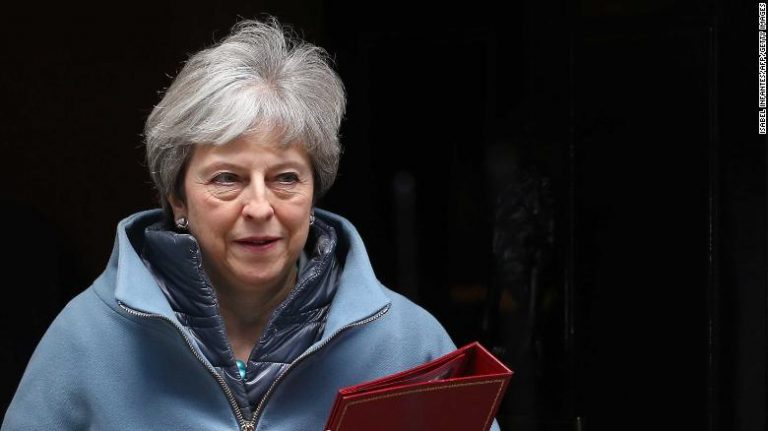 UK PM to renew Brexit deal push after pledge to resign
