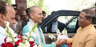 President goes on a shopping spree