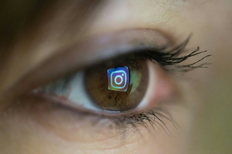 Instagram accounts of Iran Guards commanders blocked