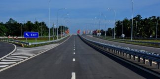 Expressway opened from Kottawa to Hambantota from today