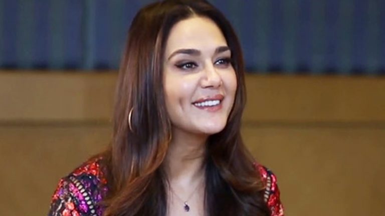 Preity Zinta completes 21 years in Bollywood, thanks team ‘Kya Kehna’ for the incredible journey