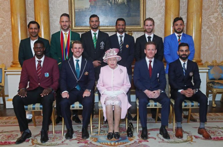 World Cup captains get royal hospitality on eve of tournament