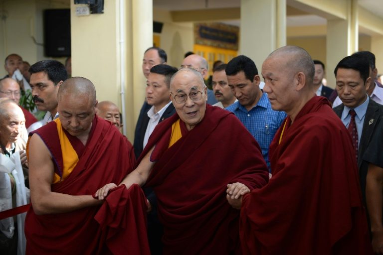 US ambassador makes rare visit to Tibet