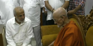 Ministers who resigned call on Ven. Napana Premasiri Thero