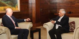 Australian Home Affairs Minister calls on Prime Minister