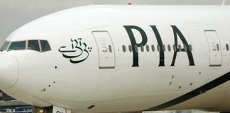 Passenger opens emergency exit mistaking it for bathroom