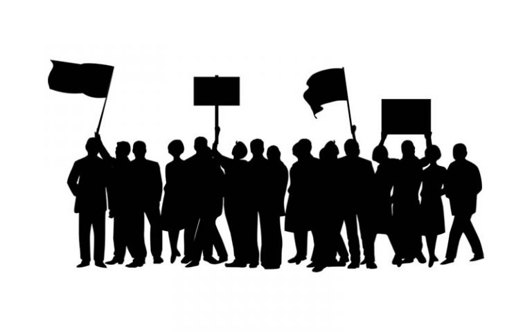 Neville Fernando Hospital employees protest against administration