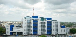 Six Indians taken into custody while attempting to smuggle gold worth over Rs. 5 mn