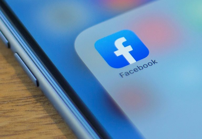 Vietnam’s ‘homespun Facebook’ swamped after launch