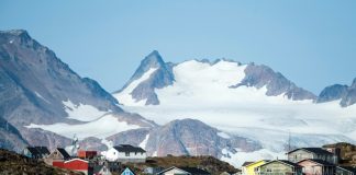 High above Greenland glaciers, NASA looks into melting ocean ice