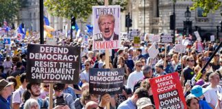 UK PM Johnson threatens Brexit purge in pivotal week