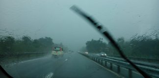 Use headlights on highways: RDA