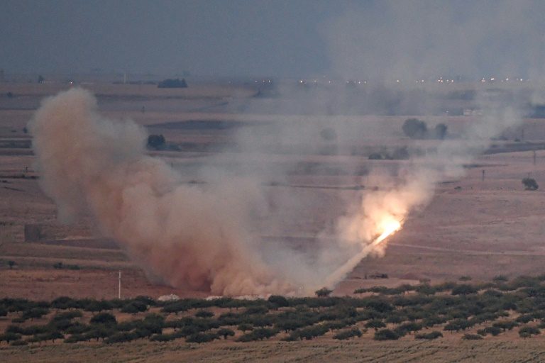 US demands Syria ceasefire but Turkey defiant