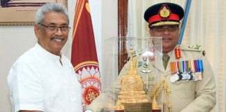 Navy & Army chiefs call on President