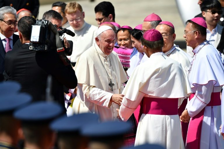 Pope lands in Thailand to kick off two-country Asian tour