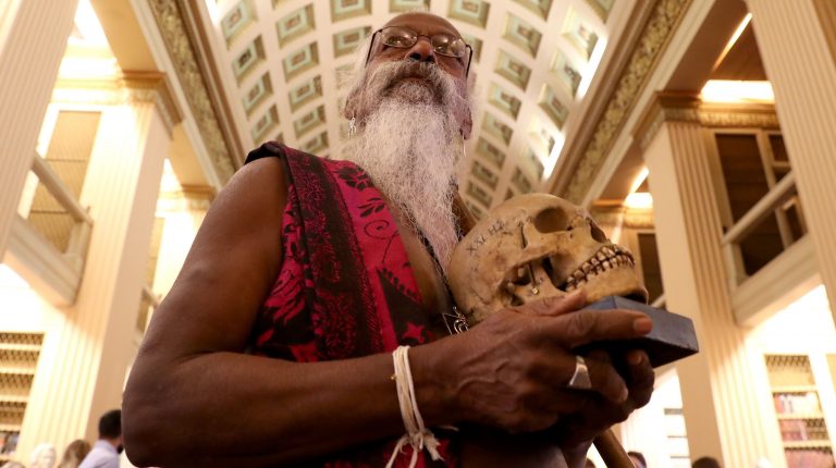 300-year-old skeletal remains returns to Lanka from University of Edinburgh