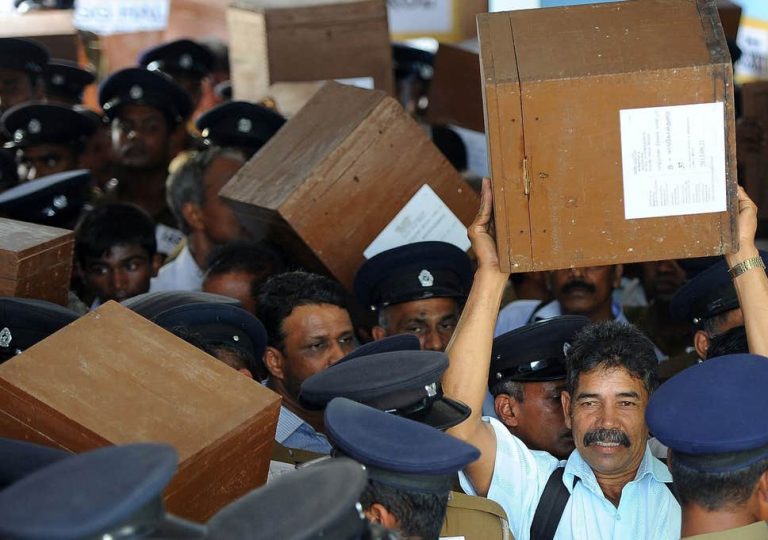 24 hours more for the Presidential election: Ballot boxes transported under police protection