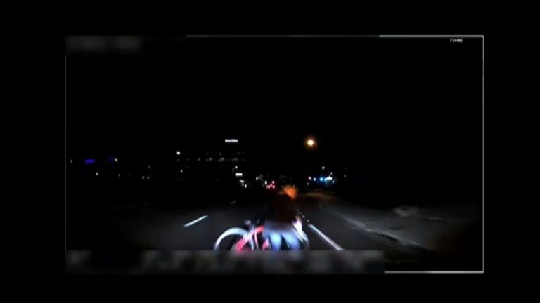Software behind self-driving Uber crash didn’t recognize jaywalkers