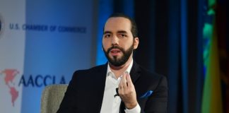 El Salvador expels Venezuela diplomats in challenge to Maduro