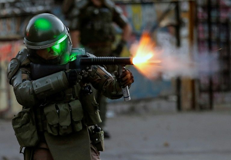 Protests in Chile spread into wealthy Santiago neigborhoods