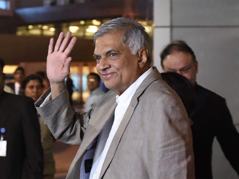 Ranil issued notice to appear before PCoI on political victimization