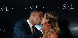 Barcelona’s Suarez renews wedding vows, with Messi on guest list